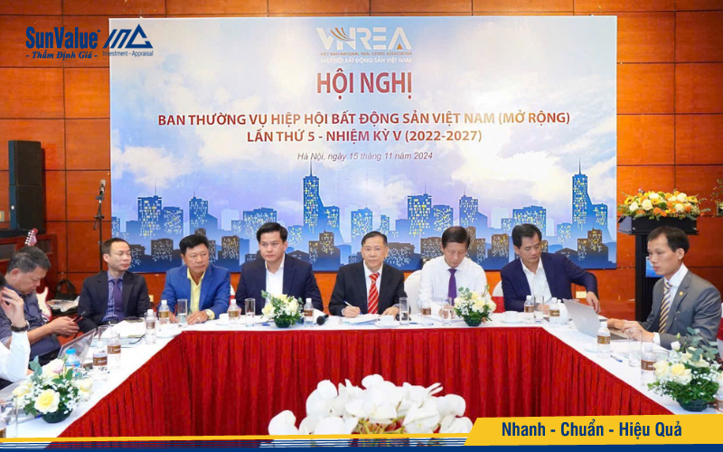 Toàn cảnh Hội nghị Ban Thường vụ lần thứ 5